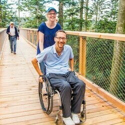 Baumwipfelpfad f�r Rollstuhlfahrer - Ausflugstipp Wellnesshotel Rothfuss
