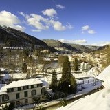 Aussicht auf Bad Wildbad vom Wellnesshotel Rothfuss im Winter