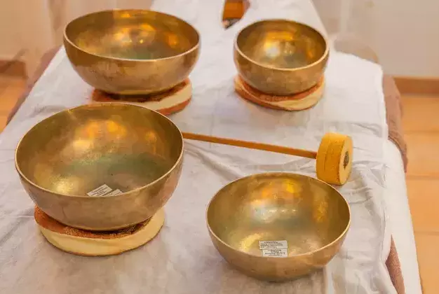 Ayurveda Klangschalen Wellnesshotel Rothfuss in Bad Wildbad