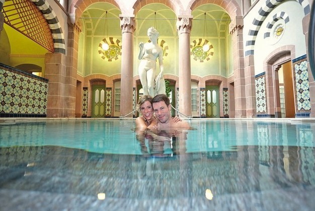 Mamorhalle im Palais Thermal - bernachten im Wellnesshotel Rothfuss in Bad Wildbad
