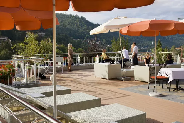 Sonnen-Terrasse des Wellnesshotels Rothfuss in Bad Wildbad
