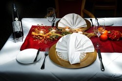 Eingedeckter Tisch im Restaurant