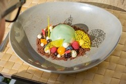 Essen auf der Terasse