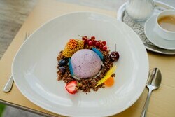Dessert-Kreation im Restaurant Sommerbergblick 